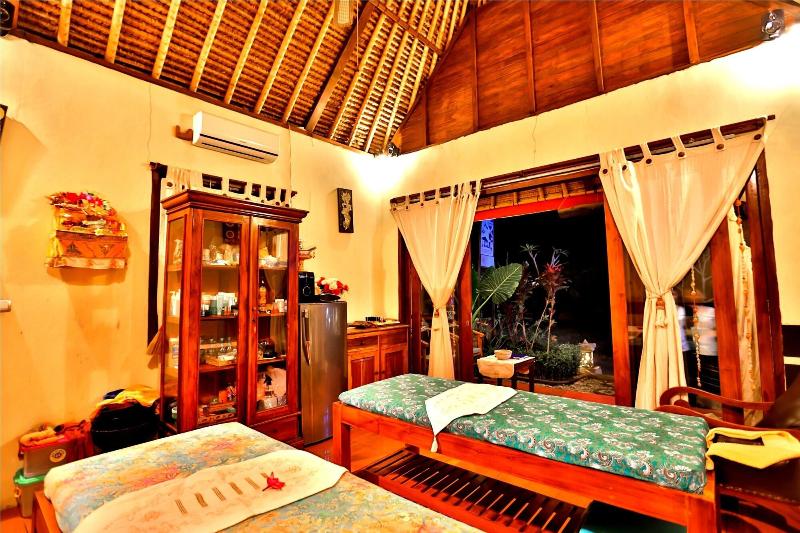Sunset Coin Lembongan Cottage And Spa - Aktivite