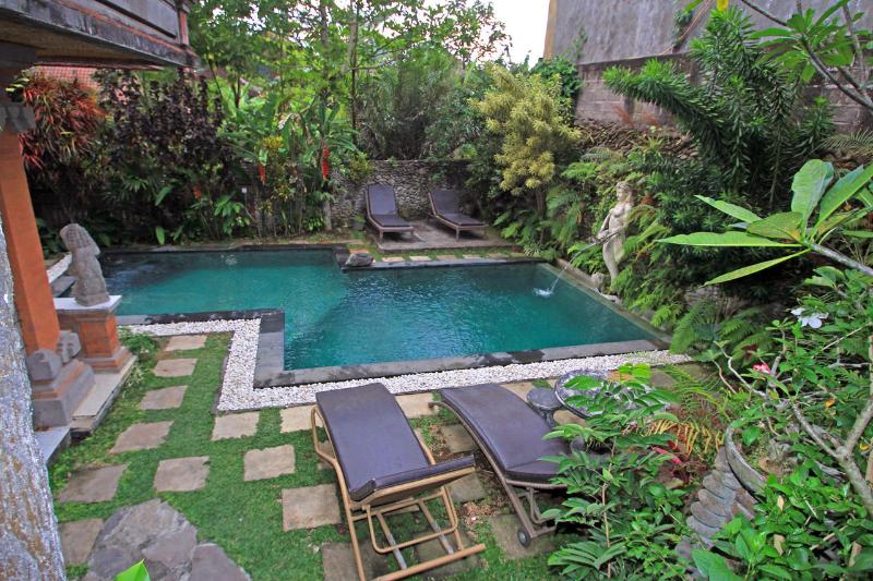 Pering Bungalow Ubud by ZUZU - Havuz