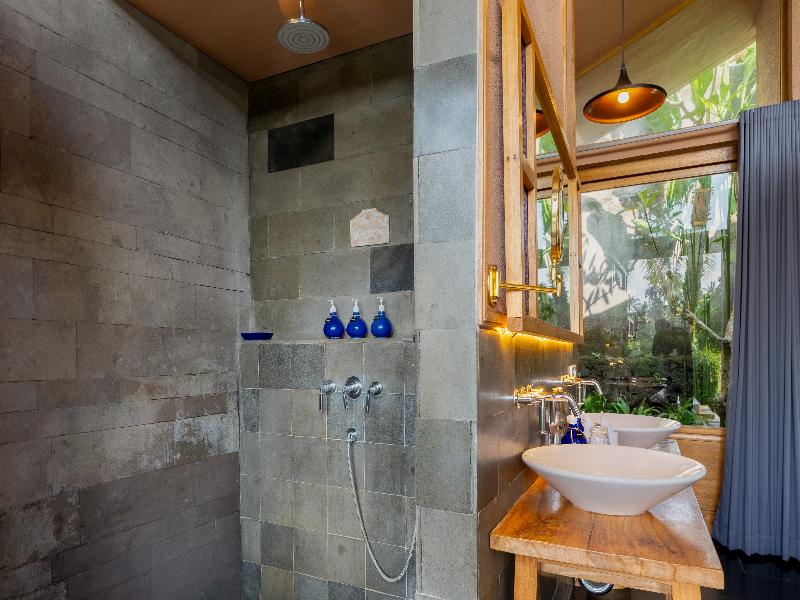 Amora Ubud Boutique Villas - Oda