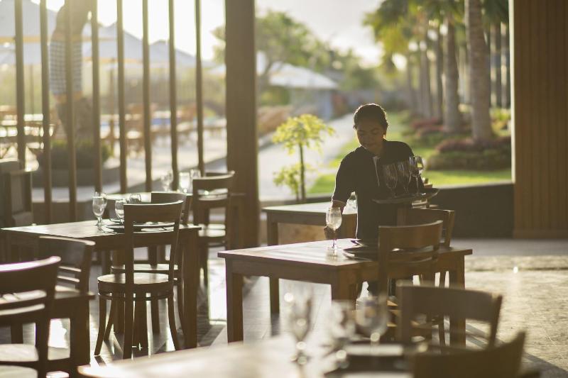 Semabu Hills Hotel Nusa Penida Bali - Restoran