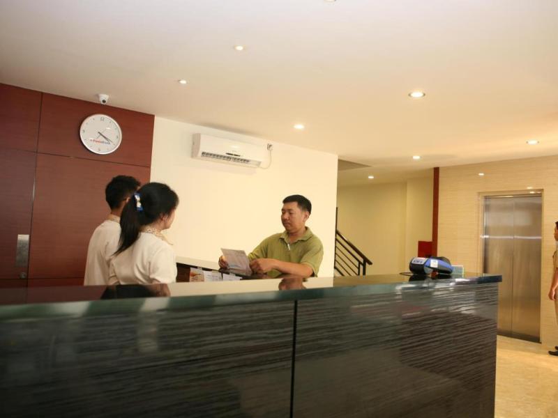 Hana Hotel - Lobi