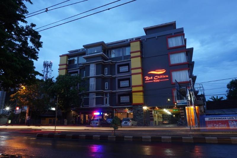 Red Chilies Hotel - Oda