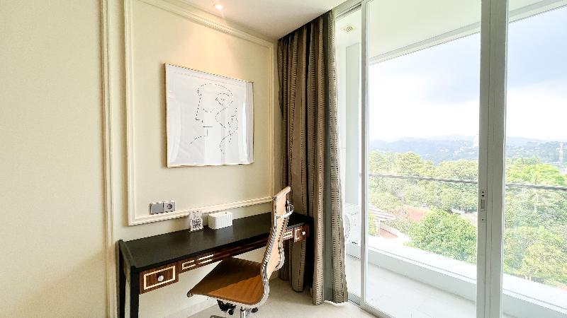 Art Deco Luxury Hotel and Residence Bandung - Oda
