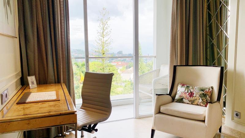 Art Deco Luxury Hotel and Residence Bandung - Oda
