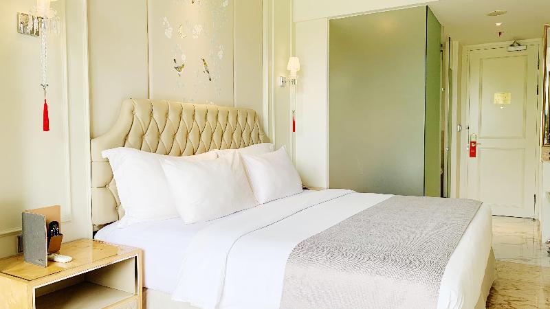 Art Deco Luxury Hotel and Residence Bandung - Oda