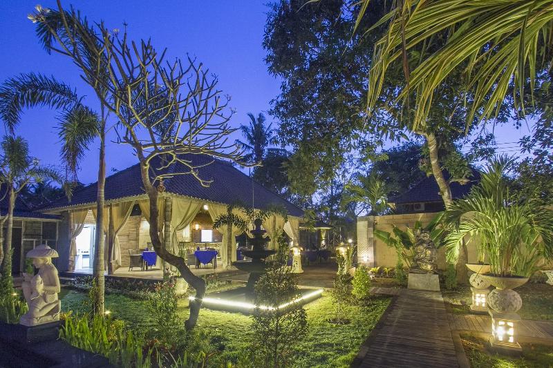 The Palm Grove Villas - Genel