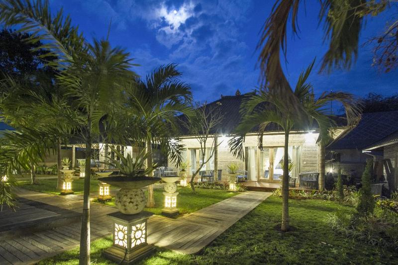 The Palm Grove Villas - Genel