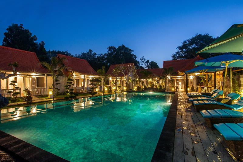 The Palm Grove Villas - Havuz