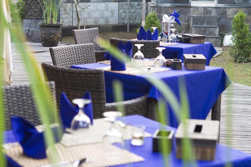 The Palm Grove Villas - Restoran