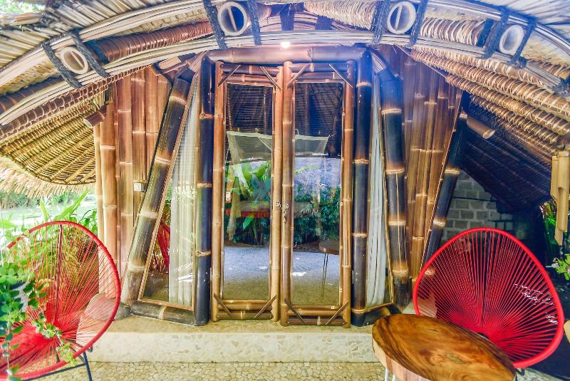 Le Bamboo Bali - Genel