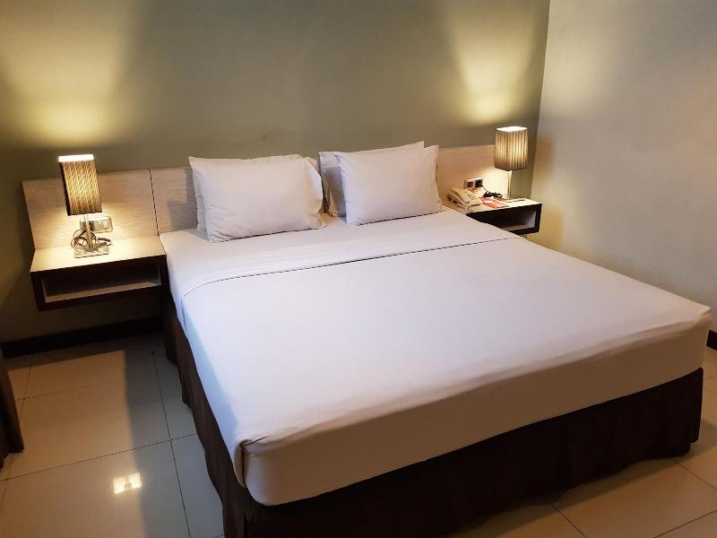 N3 Hotel Zainul Arifin - Oda