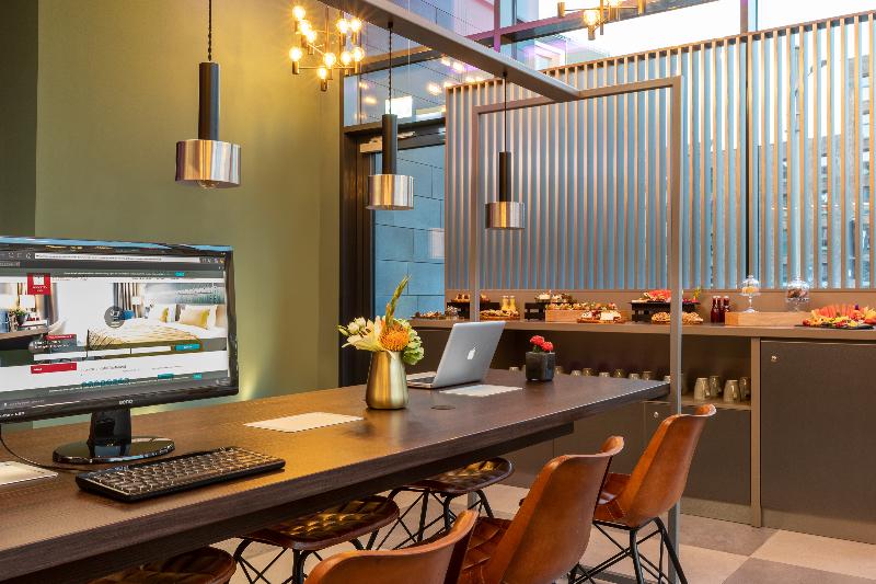 Leonardo Hotel Dortmund - Lobi