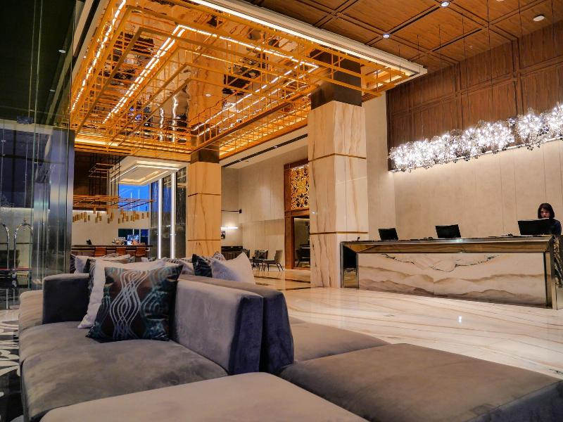 Mövenpick Surabaya City - Lobi