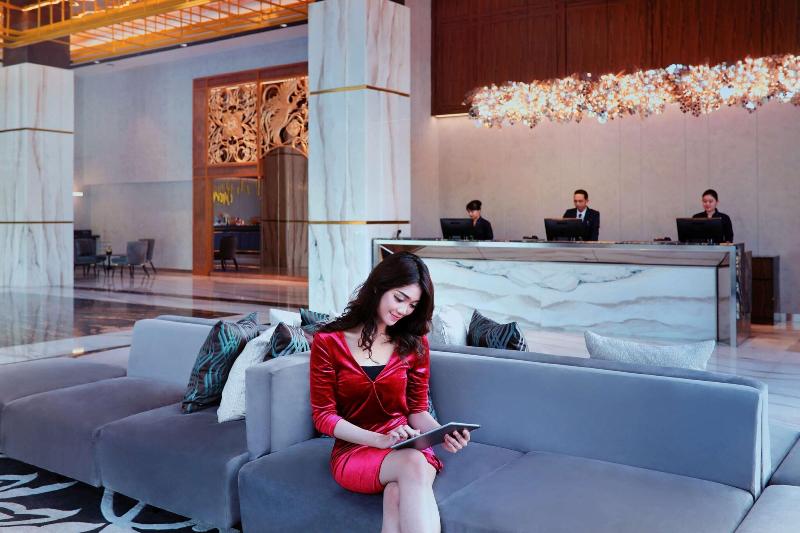 Mövenpick Surabaya City - Lobi