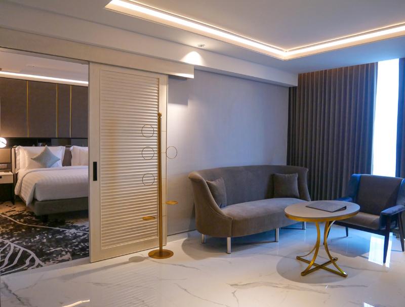 Mövenpick Surabaya City - Oda