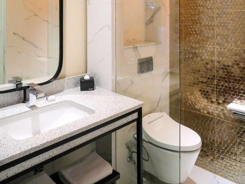 Mövenpick Surabaya City - Oda