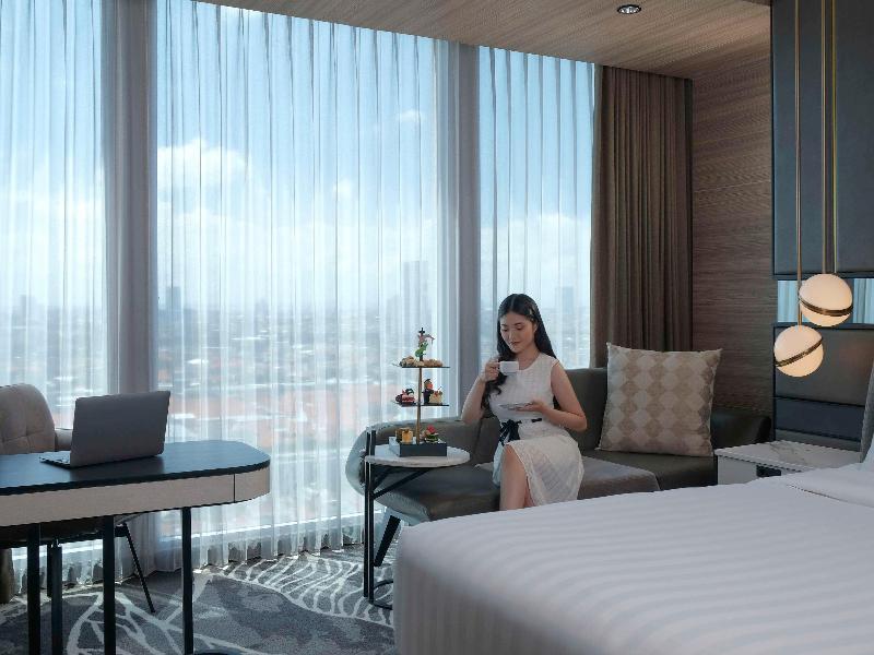Mövenpick Surabaya City - Oda