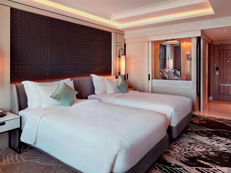 Mövenpick Surabaya City - Oda