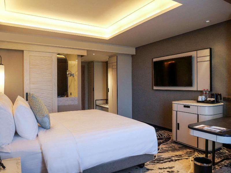 Mövenpick Surabaya City - Oda