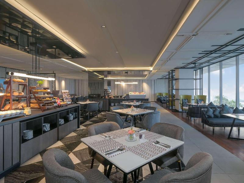 Mövenpick Surabaya City - Restoran