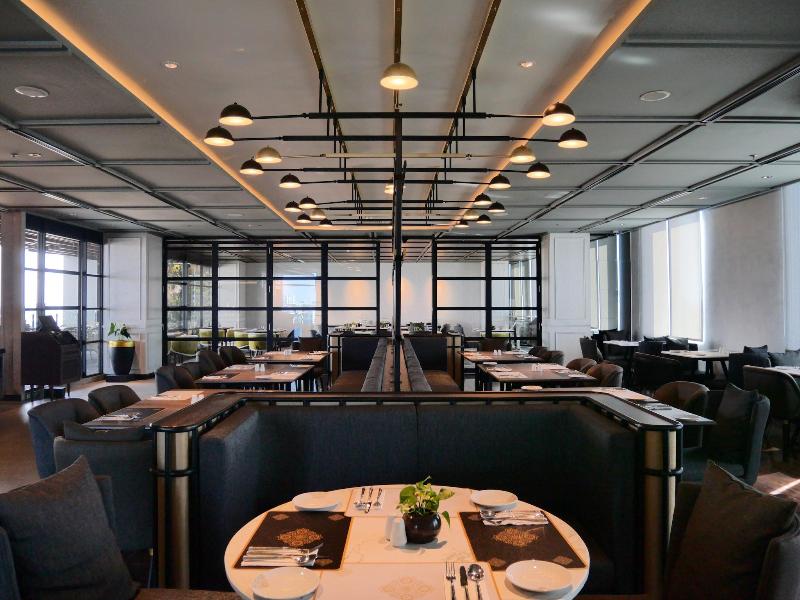 Mövenpick Surabaya City - Restoran