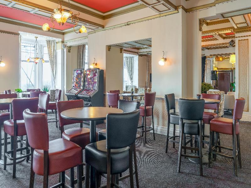 The Savoy, Blackpool - Bar