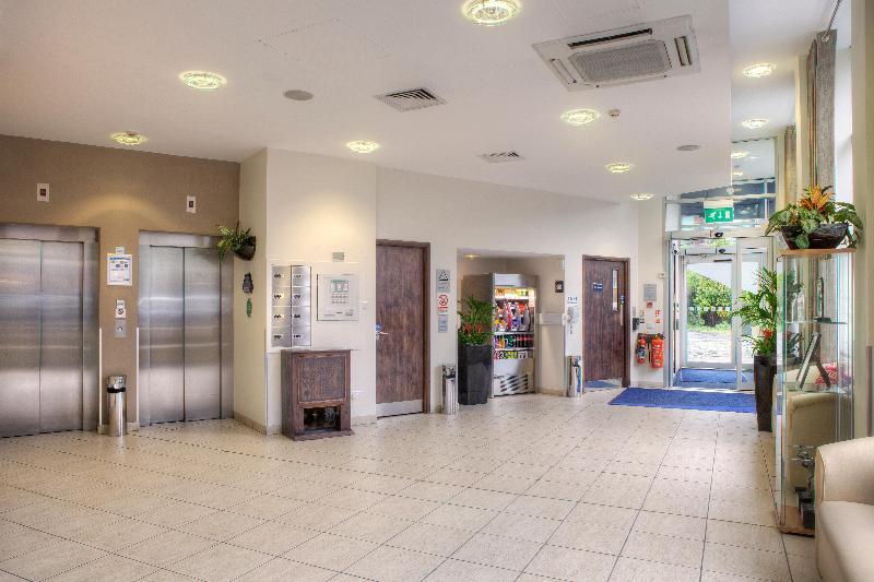 Holiday Inn Express Theatreland - Genel