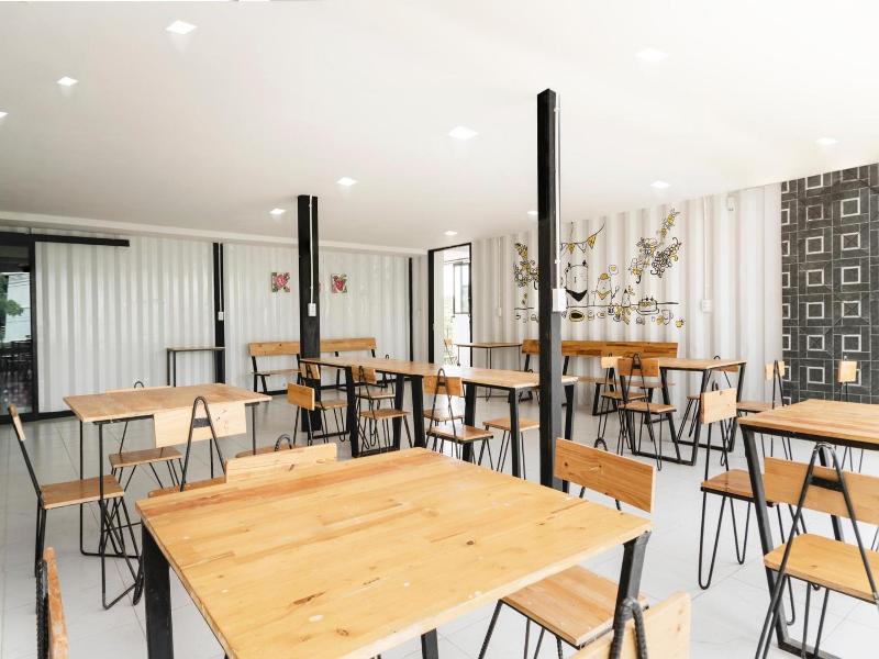 Qbix Hotel - Restoran