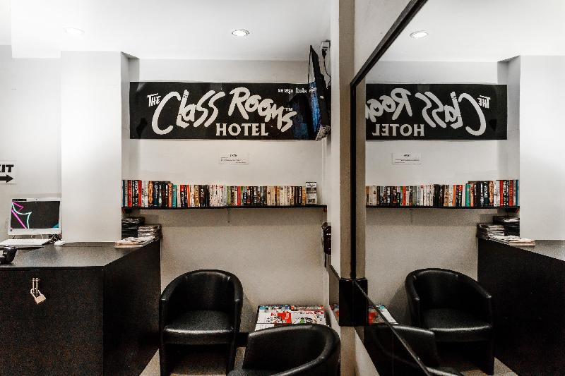 The Classroom Hotel - Lobi