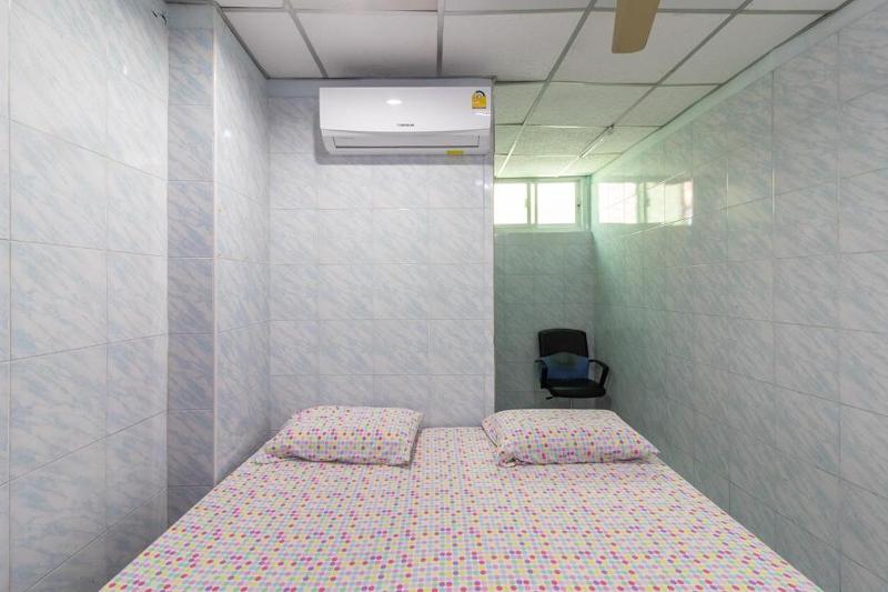 New Central Guesthouse by ZUZU - Oda