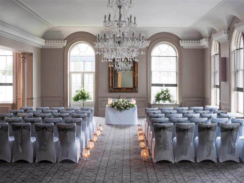 Queens Hotel Cheltenham - Genel