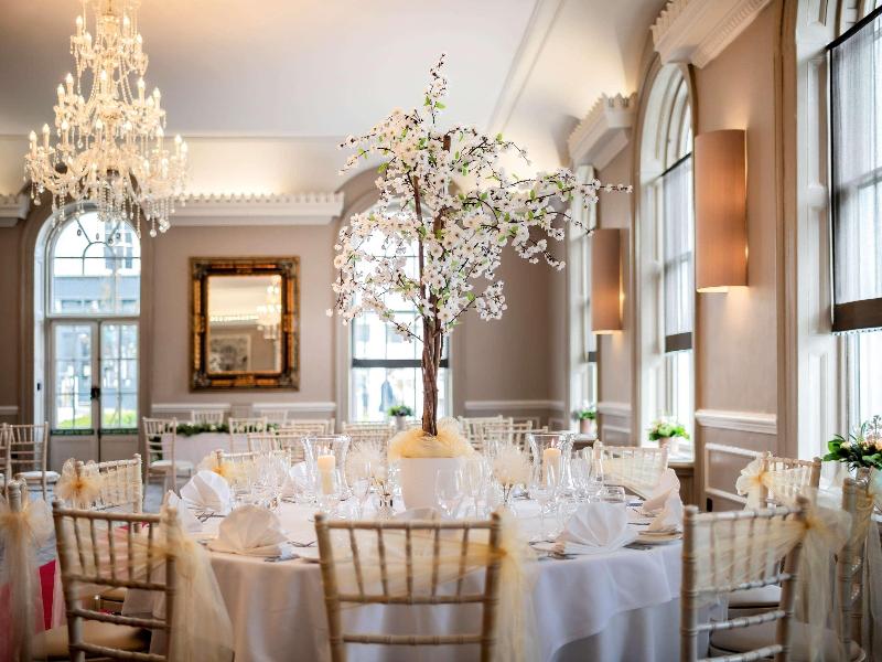Queens Hotel Cheltenham - Genel