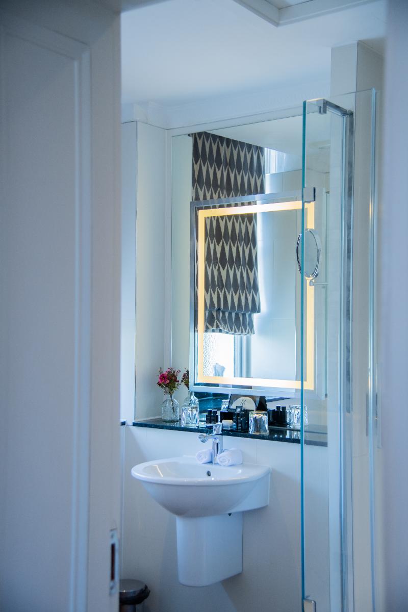 Queens Hotel Cheltenham - Oda