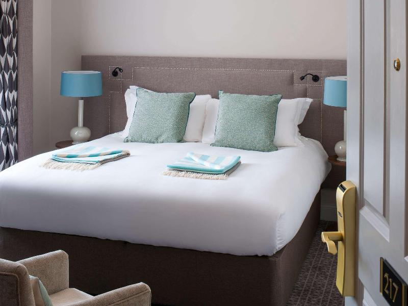 Queens Hotel Cheltenham - Oda