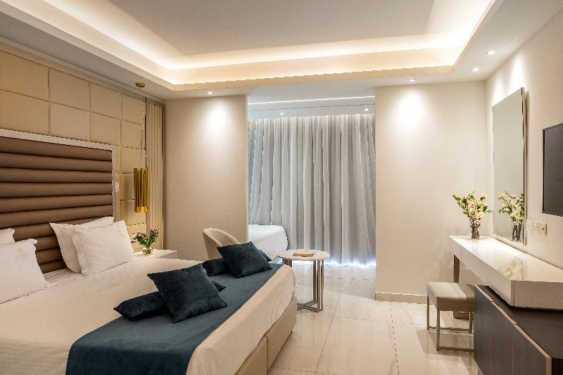 Chrysomare Beach Hotel & Resort - Oda