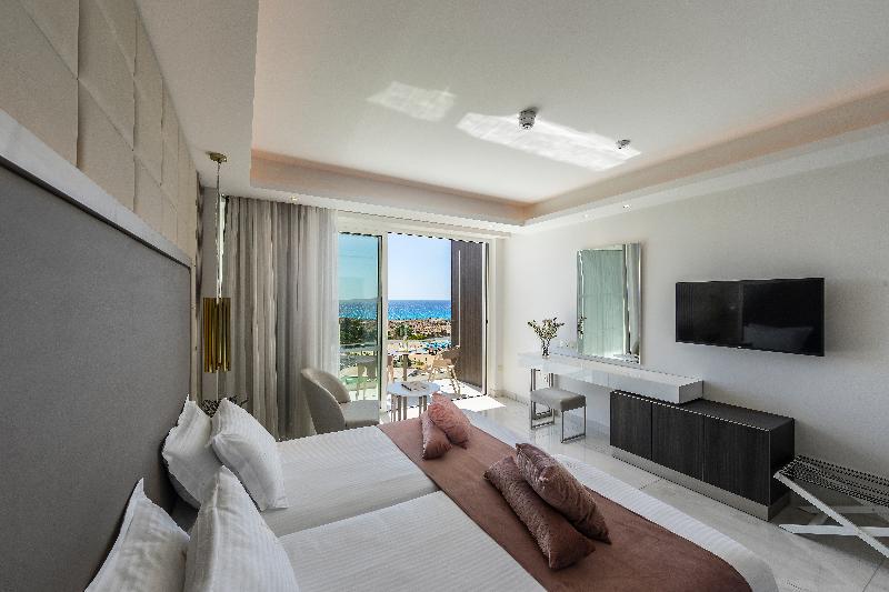 Chrysomare Beach Hotel & Resort - Oda