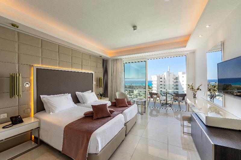 Chrysomare Beach Hotel & Resort - Oda