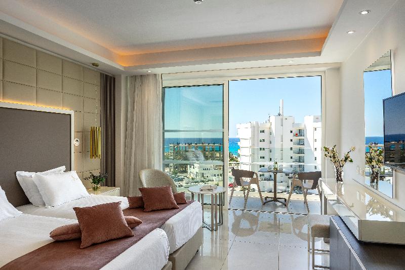 Chrysomare Beach Hotel & Resort - Oda
