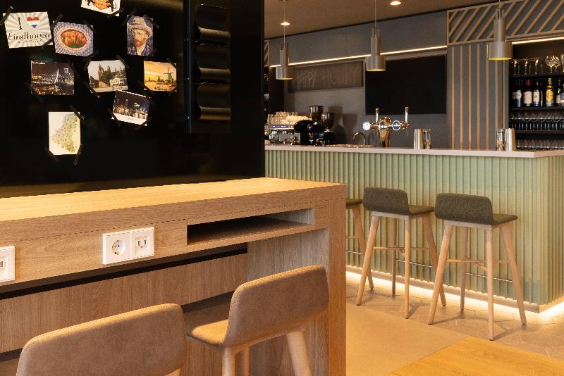 Holiday Inn Eindhoven Airport - Lobi