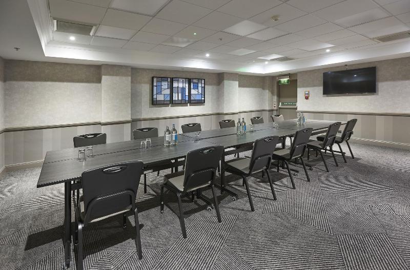 Doubletree by Hilton Dartford Bridge - Genel