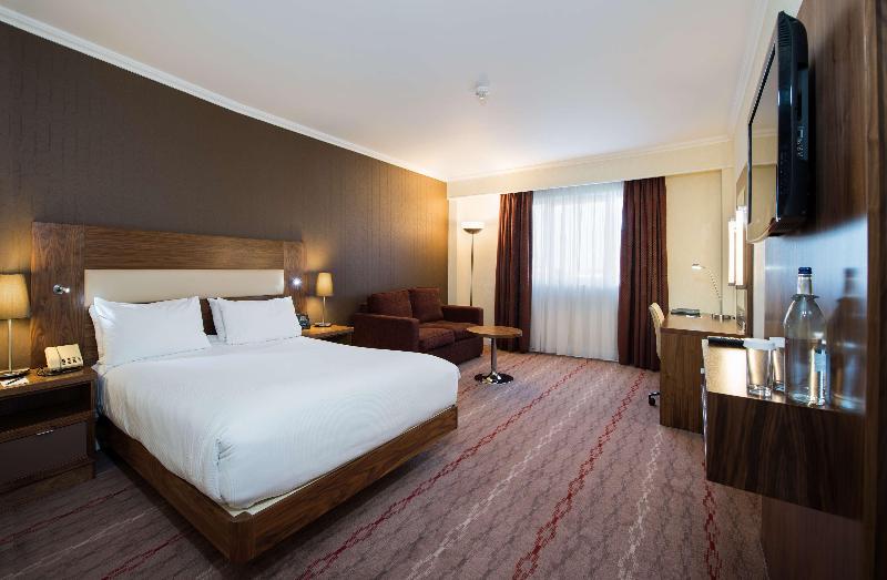 Doubletree by Hilton Dartford Bridge - Oda