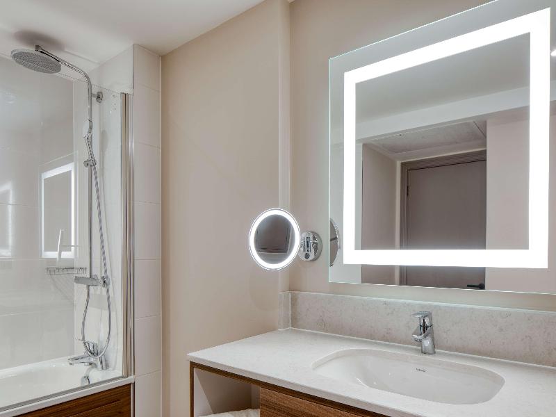 Doubletree by Hilton Dartford Bridge - Oda