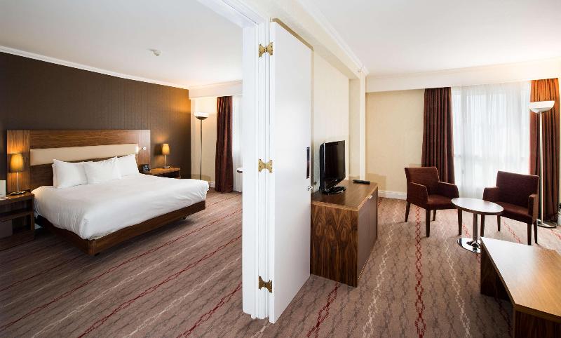 Doubletree by Hilton Dartford Bridge - Oda