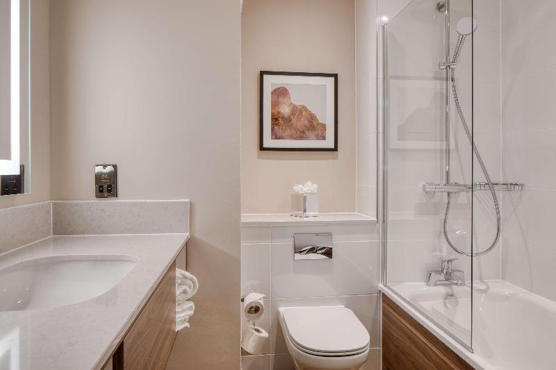 Doubletree by Hilton Dartford Bridge - Oda