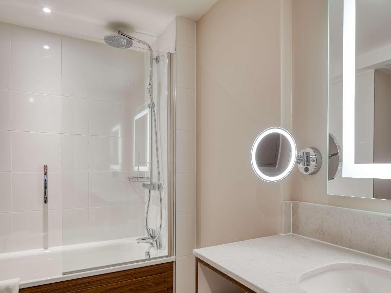 Doubletree by Hilton Dartford Bridge - Oda