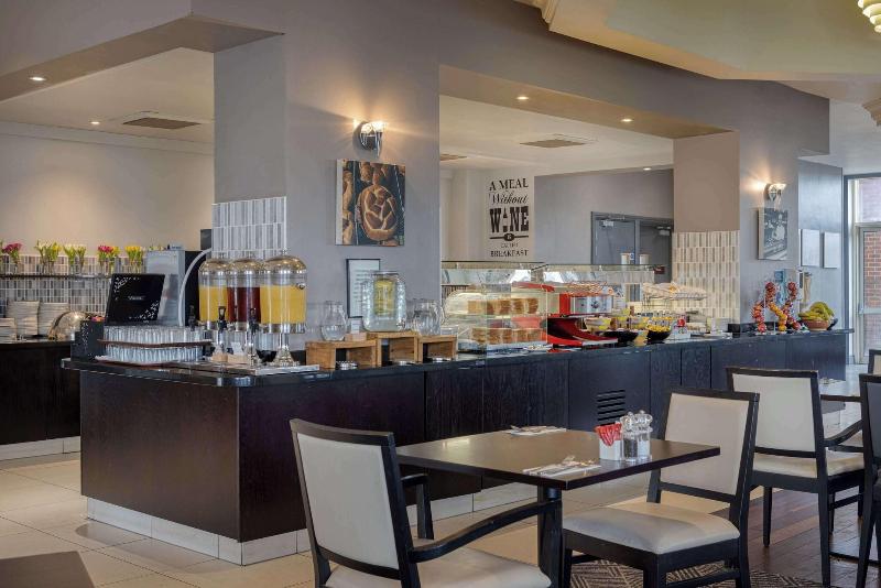 Doubletree by Hilton Dartford Bridge - Restoran