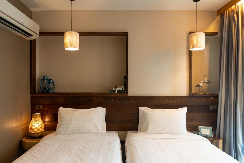 Tints Of Blue Hotel - Oda