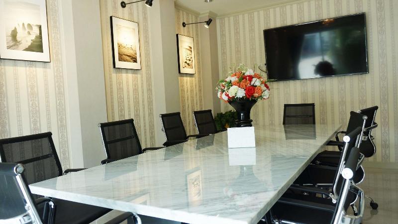 Westgate Residence Hotel - Lobi
