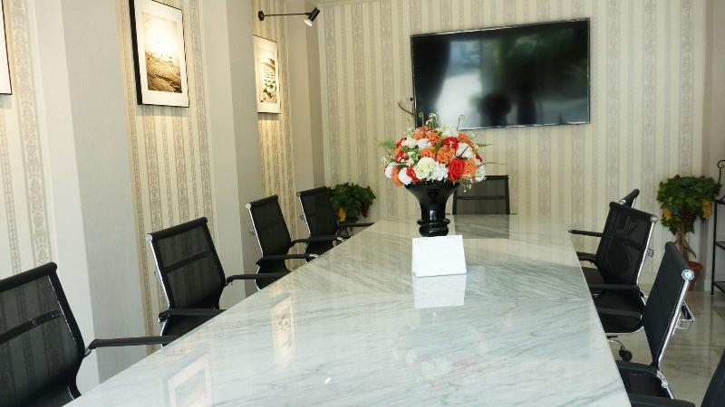 Westgate Residence Hotel - Lobi