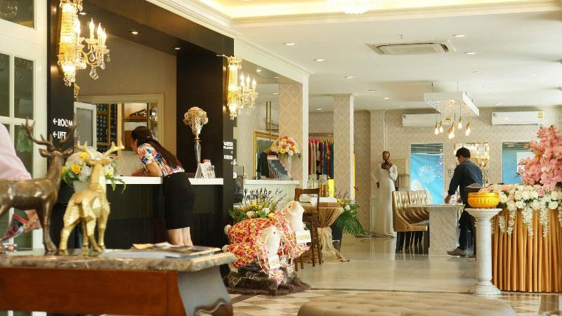 Westgate Residence Hotel - Lobi